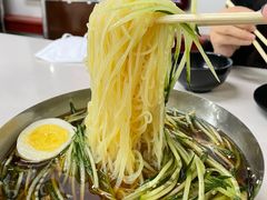 -满都拉碳火烤肉(文苑路店)