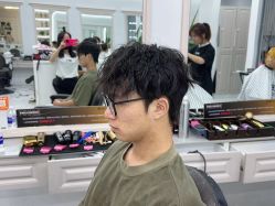 -尤司男士国潮理发馆