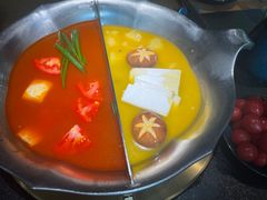 -湊湊火锅·茶憩(南京东路悦荟店)