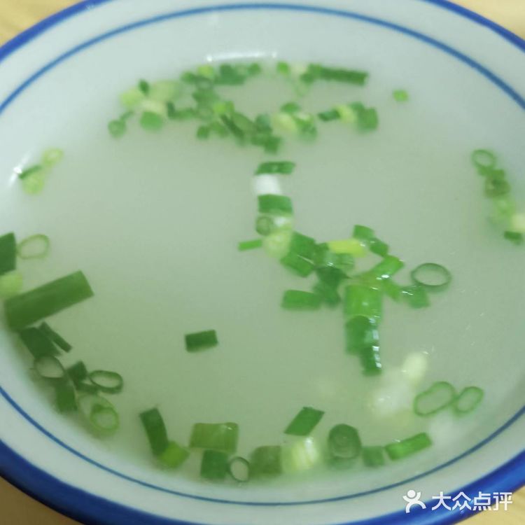 不卖隔夜饭，不卖冷冻肉 免费加牛骨汤，免费加米饭