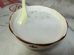 -二十四幢糖水(中山西路店)