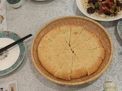 -汗腾格里·风味餐厅(新疆驻京办店)