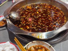 -鸿顺老铁锅美蛙鱼府(解放碑店)