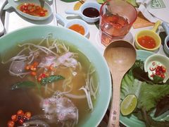 -越弥越南传统美食馆
