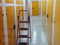 -安东易迷你自助仓储寄存仓库(顾戴路店)