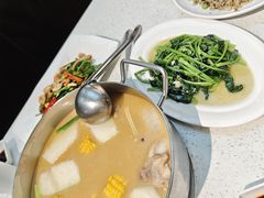 -肥仔文澳门猪骨煲(南京西路店)