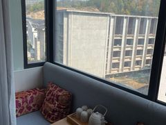 -铂逸梦秦酒店(横店梦幻谷店)