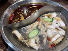 菌香鸳鸯锅-晓宇重庆火锅(赛格国际购物中心店)