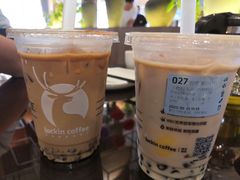 -瑞幸咖啡(新兴广场店)