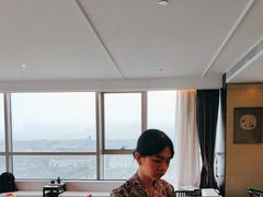 -宝燕壹号景观餐厅(龙盛国际商业广场店)