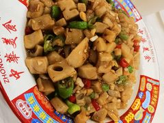 -江城燕子大排档(江汉路步行街店)