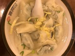 荠菜馄饨-鑫震源·苏式大虾生煎(彩香店)