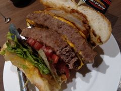 -拉亚汉堡经典餐厅(商城路店)