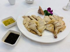 东江白切阳山鸡-东江渔村·古典园林·30年粤菜老字号(太和店)