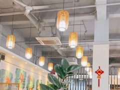 -胡须哥网红竹筒菜