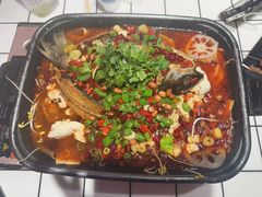 -鱼众不同·鸡公煲·烤全鱼(国顺路店)