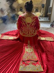 点击看大图 -伯瓷皇后婚纱艺术空间