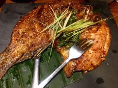 香茅草烤罗非鱼-云海肴·汽锅鸡·云南菜(天津国金汇店)