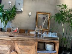 -HIGH FIVE哈福手工汉堡(桂林路店)