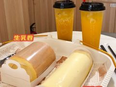 -顶东面包花园·生日蛋糕(世博店)