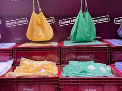 -M Stand(成都COSMO店)