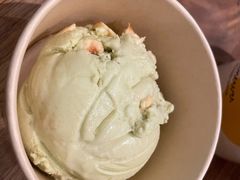 开心果烤榛子碎-LUNEURS月乐诗 冰淇淋咖啡(环贸店)