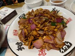 -老唐三下锅 ·张家界地标美食(溪布街店)