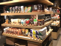 零售区-星巴克臻选(国贸商城首店)