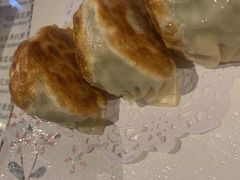 韭菜鲜虾饺-皇后餐厅-煲仔·小菜·打边炉(古北店)