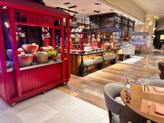 -松咖啡自助餐厅·松北香格里拉