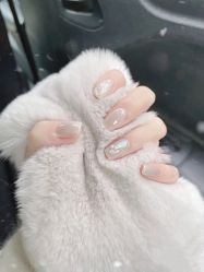 -曼都发型