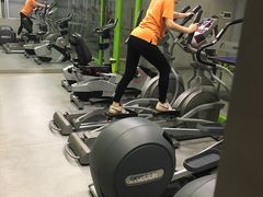 -齐岸健身(花园城店)