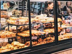 面包甜点陈列柜-皇冠幸福里动物奶油生日蛋糕(万达店)