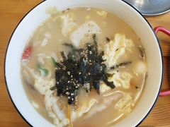 泡菜饺子牛骨汤-青春分食(仙林大学城店)