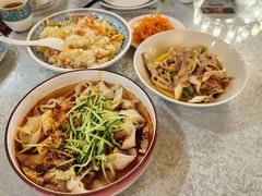 -汗腾格里·风味餐厅(新疆驻京办店)