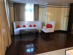 -天津津利华酒店