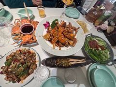 -嗨辣小聚·盘锦河蟹·海鲜烧烤龙虾(盘锦十年好店)