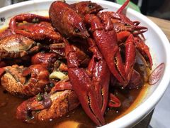 -叶派龙虾•招牌香辣蟹·海鲜(中海国际店)