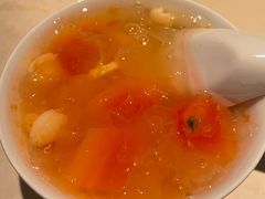 每日糖水-肥仔文澳门猪骨煲(南京西路店)