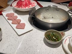 -三人行骨头王火锅(长寿店)