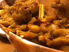 -炉小二铜锅牛蛙•川湘菜(三里屯店)