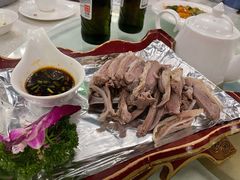 精品手扒肉-那达慕蒙古风味酒楼
