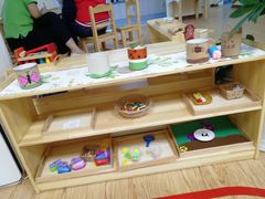 -宾果蒙特梭利托育儿童之家幼儿园(爱琴海店)