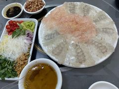 -官塘陈记鱼生·潮汕砂锅粥·牛肉火锅(潮枫路总店)