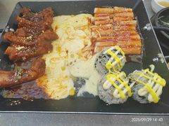 -豚妈妈汤饭·部队锅(南京东路店)