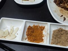 传统烤羊肉-炙热童年·老北京炙子烤肉(南锣鼓巷店)