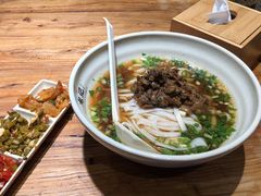 -湘人龙记老长沙米粉(鸟巢店)