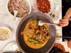 -饭怕鱼·黄焖鲟龙鱼(湖大店)