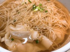 -新大咀港式茶餐厅(宝山万达店)