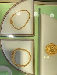 -周大福CHOW TAI FOOK(浦东八佰伴店)